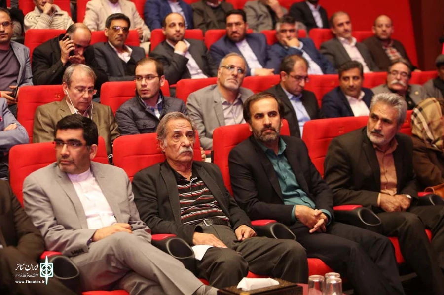 نشست شهردار تهران با اصحاب فرهنگ و هنر