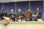 رونمایی از کتاب تاریخ تئاتر اصفهان‎