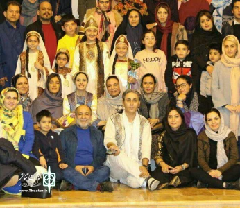 نقدغلامرضا رمضانی برنمایش تهمینه اثر بهار جهاندوست

سربلندی یک نمایش نقالی درستایش فرهنگ غنی پارسی  ایران