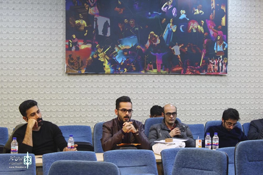 جشنواره فجر می تواند بر توسعه تئاتر استانها تاثیرگذار باشد 6