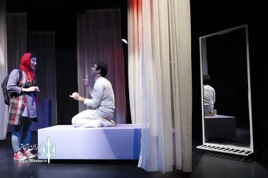 تب سرد روی پیشانی داغ
