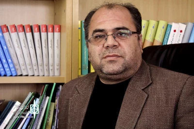گفت و گو با حسن عابدی کارگردان نمایش «تب سرد روی پیشانی داغ»

فاصله جامعه امروز از ذات انسانی