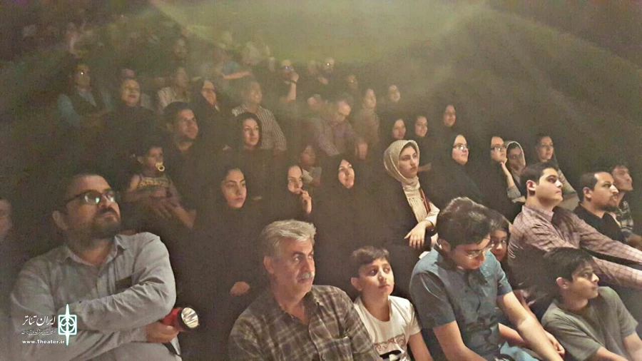 نمایشنامه «فوق العاده افتضاح» در تربت حیدریه خوانش می‌شود 2
