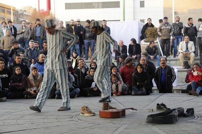 گزارشی از تئاتر خیابانی سی و ششمین جشنوره بین المللی تئاتر فجر

17 نمایش در یک رقابت خیابانی