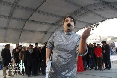 تندیسی برای شهر