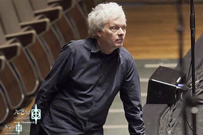 2nd Panel at 36th Fadjr International Theater Festival

Heiner Goebbels Teaches at a Workshop