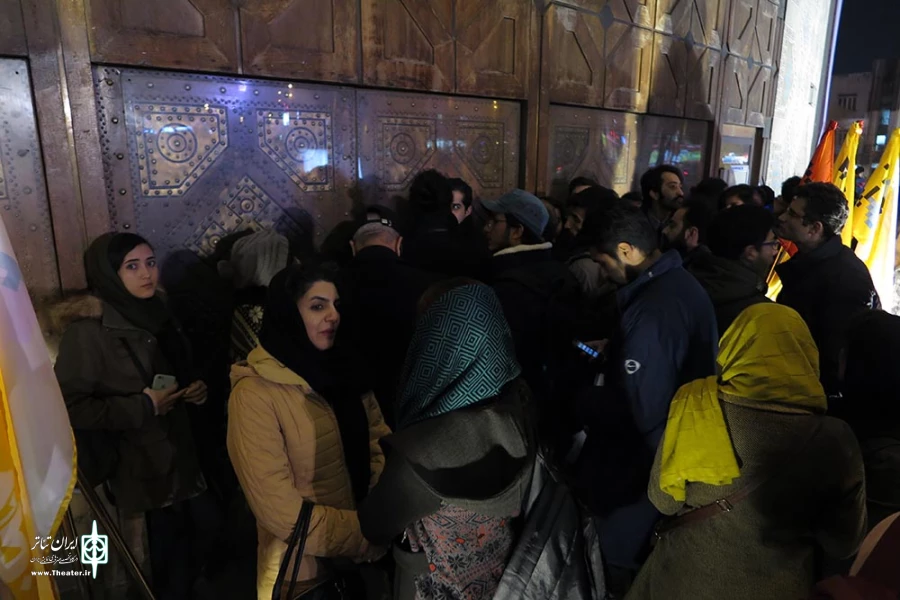شور و حال مردمی ، خون‌ریزی هملت در کشتارگاه تا عقیم ماندن حاشیه سازی «روز عقیم» 2