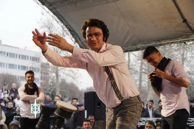 جنگ زیر پوست من و مادرم