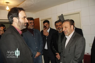 محمود واعظی رئیس دفتر رئیس جمهور در تئاتر فجر