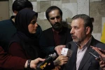 محمود واعظی رئیس دفتر رئیس جمهور در تئاتر فجر