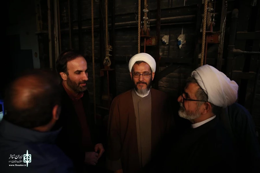 حجت‌الاسلام احمد مازنی در تئاتر فجر