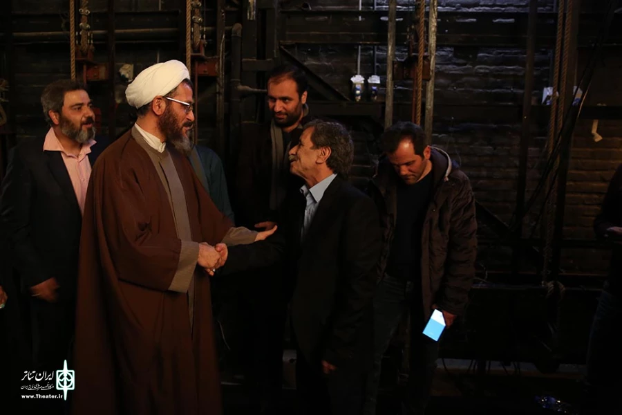 حجت‌الاسلام احمد مازنی در تئاتر فجر