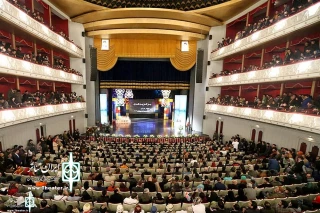 Culture Minister at Vahdat Hall

36th Fadjr International Theater Festival Closes
