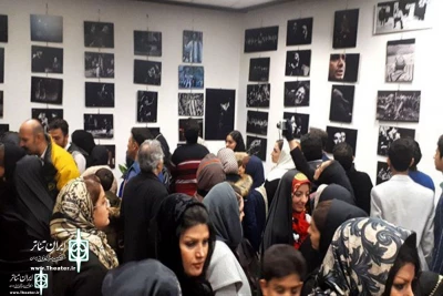 300 Photos on Display

1st Theater Photo Exhibition of Tehran Province Opens in Damavand