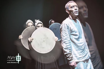 نگاهی به نمایشِ «مصایبِ یک رقصنده پاپتی» به کارگردانی عباس عبدالله زاده

گامی، در بازآفرینی شخصیت ها و داشته های بومی