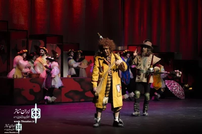 On Friday

Tajbakhsh Fanaeiyan Dedicates 'Hamlet and Don Quixote' to Hossein Moheb Ahari
