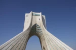 برج آزادی تهران در آستانه سال نو شست‌وشو شد 5