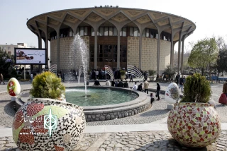 با  پایان یافتن تعطیلات سالن های نمایشی

چهارنمایش جدید در تالارهای تئاتر شهر به صحنه می روند