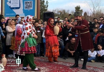 با برگزاری افتتاحیه پنجمین دوره جشنواره

جشنواره تئاتر خیابانی ارس در میان استقبال مردم آغاز شد