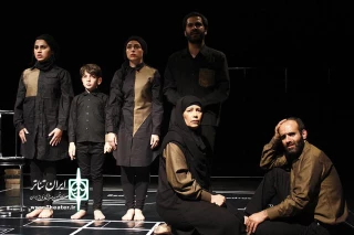 نگاهی به نمایش «سانتیمتر» به کارگردانی مرتضی شاه‌کرم

یک ساعت و سی‌وپنج متر فاصله زمانی و مکانی