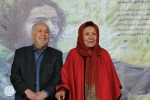 ژاله آموزگار: پری صابری رنگ را بر روی صحنه آورد 4
