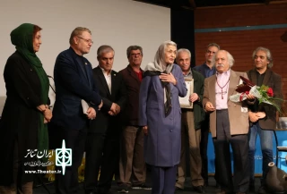 جمعه 14 اردیبهشت در خانه هنرمندان  ایران

اختتامیه پانزدهمین جشن خانۀ تئاتر برگزار شد