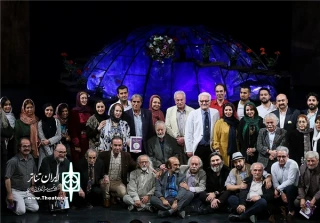 رئیس انجمن بازیگران خانه تئاتر در مراسم برگزیدگان پانزدهمین جشن بازیگر مطرح کرد:

در نبود اسپانسرمدیرکل هنرهای نمایشی جوایز جشن را تقبل کرد