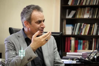 مدیر کل هنرهای نمایشی کشور

مراکز تئاتر خصوصی می‌توانند به تئاتر کمک کنند