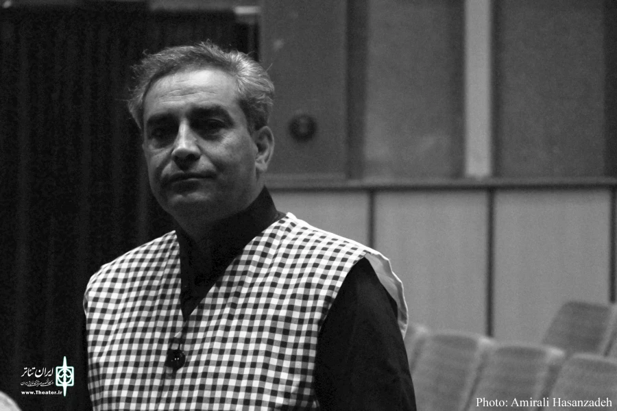 «تو چارسو خبری نیست» به صحنه می‌رود 2