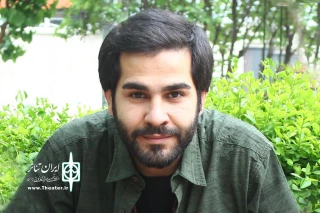 گفت‌وگو با مسعود شامی‌خاتونی بازیگر و مدیر تولید نمایش «نوبت یعنی بعدی»

ضیاء به دنبال پیدا کردن هویت است