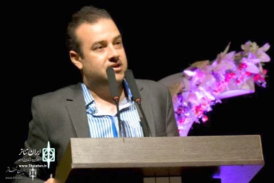 محمد یاقوت‌پور رئیس انجمن هنرهای نمایشی استان خوزستان در گفتگو با ایران تئاتر عنوان کرد

افزایش 2 برابری تماشاگران حرفه‌ای تئاتر؛ مهم‌ترین هدف ما در سال 97