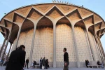 «مالی سویینی» پنج روز به صحنه نمی رود 2