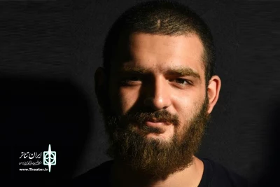 گفت‌وگوی ایران تئاتر با امیرمحمد مهاجری نویسنده، طراح و کارگردان نمایش «پرونده شماره 81»

ثمرات پُر رنگ یک ذهن حقیقی در کالبدی از جنس تخیل