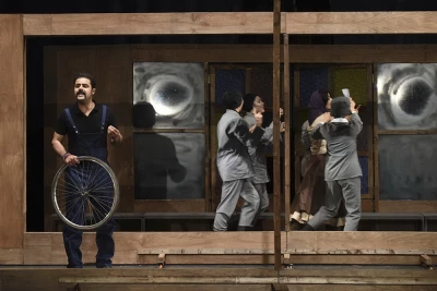 نقد نمایش «افرا یا روز می‌گذرد» حاضر در فجر 37

رئالیسم تراژیک بیضایی در یک اجرا خوانی صحنه‌ای