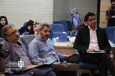 نشست خبری دبیر سی و هفتمین جشنواره بین المللی تئاتر فجر