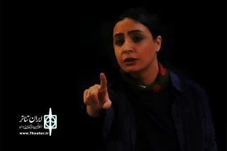 گفت وگو با نسرین درخشان زاده به بهانه اجرای نمایش افرا یا روز می گذرد

افرا زنی روشنفکر و پر از پیچیدگی است