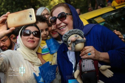 ایران تئاتر در آستانه هفدهمین جشنواره بین المللی نمایش عروسکی  روایت می کند

17 نکته از  خاطره جشن عروسک ها