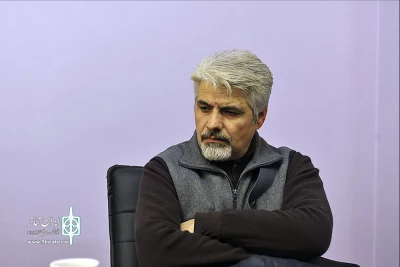 قاسم رحمتی طراح مجسمه های «اپرای عروسکی خیام» نمایش حاضر در هفدهمین جشنواره نمایش عروسکی

صحنه در خیام موجودی زنده است