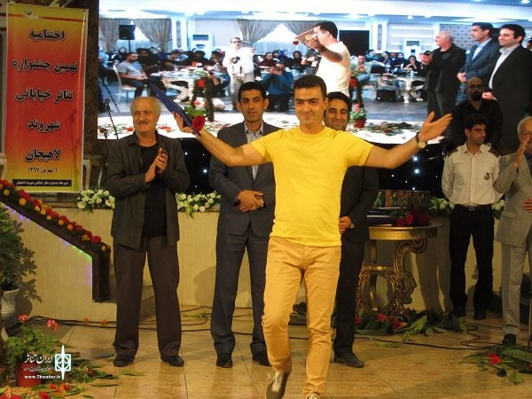 جشنواره تئاتر خیابانی شهروند لاهیجان برگزیدگان خود را شناخت 8