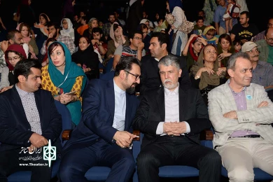 وزیر ارشاد میهمان جشنواره عروسکی