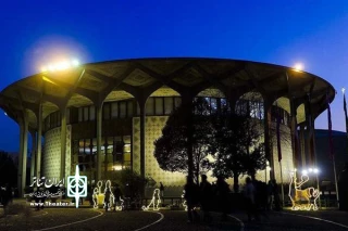 به مناسبت سالروز شهادت امام زین العابدین(ع)

نمایش های تئاتر شهر دوازدهم مهر ماه اجرایی ندارند