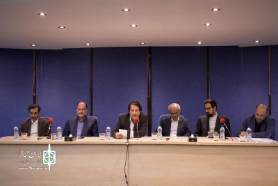 نشست سازمان تئاتر اری یا نه؟