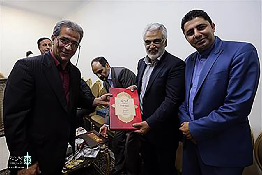 منبع تولید درام از زندگی جذاب استاد فرشچیان 11