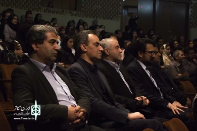 قدردانی گروه اجرایی نمایش خاتون از خانواده شهید مدافع حرم