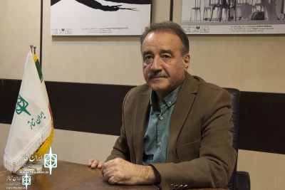 Habib Esmaeili to Iran Theater

After forty years the stage is still attractive to me