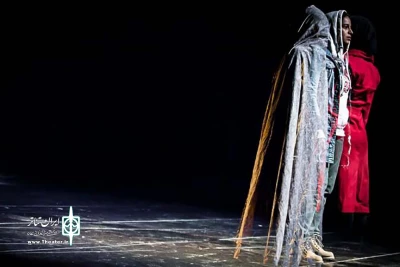 نگاهی به نمایش «آشغال مانده‌ها» به کارگردانی نجلا نظریان

همه چیز از اولین پیام واتس آپ شروع شد