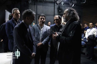 بازدید وزیر فرهنگ وارشاد از کارگاه های همایش برگزیدگان تئاتر استان ها