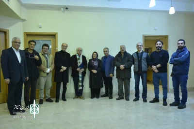 با پیشنهاد و حکم رئیس هیئت‌مدیره موسسه اکبر رادی

محمود دولت‌آبادی دبیر افتخاری جشنواره تئاتر اکبر رادی شد