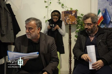 بازدید معاون هنری وزارت ارشاد از دبیرخانه تئاتر فجر