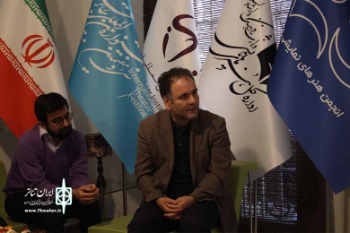 بازدید معاون هنری وزارت ارشاد از دبیرخانه تئاتر فجر